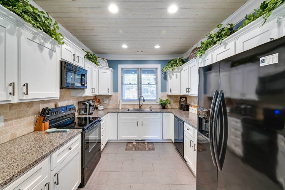 Kitchen | Dishwasher