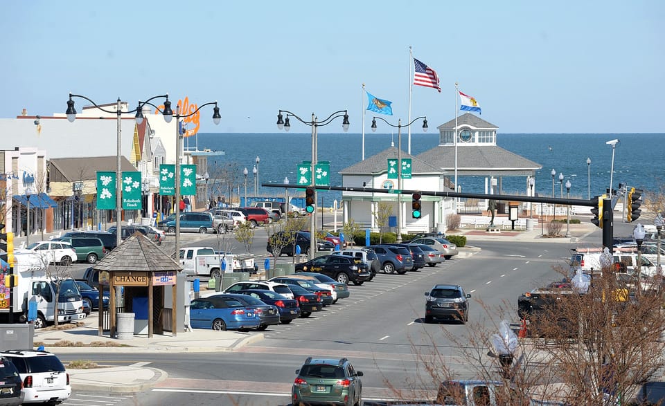 Rehoboth Beach has lots of activities and shops for the family to enjoy.