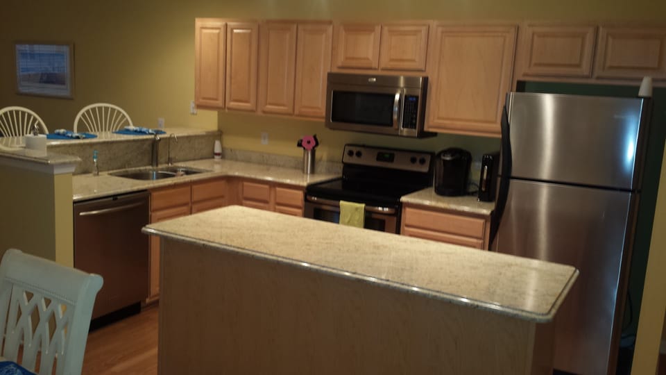 Fully Equipped Kitchen with Water Pure Filter & lots of extras!
