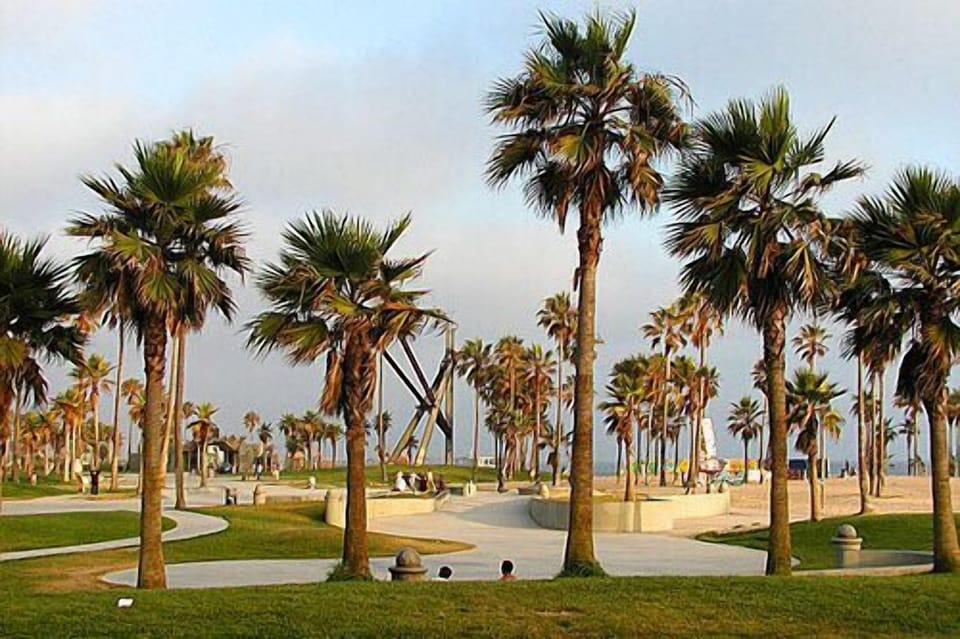 Venice Beach bike trail and board walk