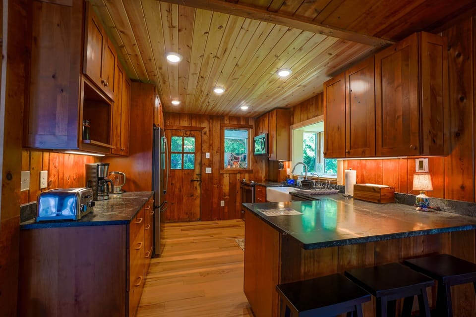 Kitchen with counter-top seating