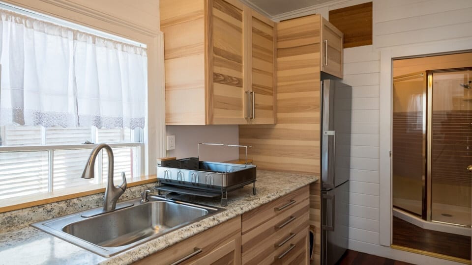 Modern, functional kitchen and appliances