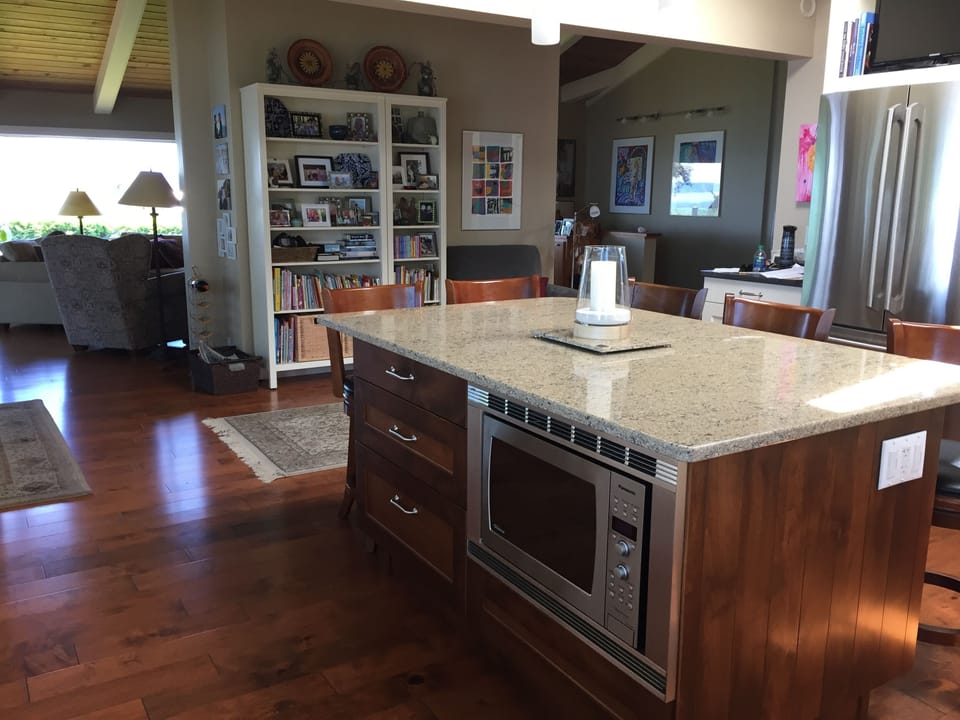 Gather family at the island; make great meals while enjoying the amazing views!