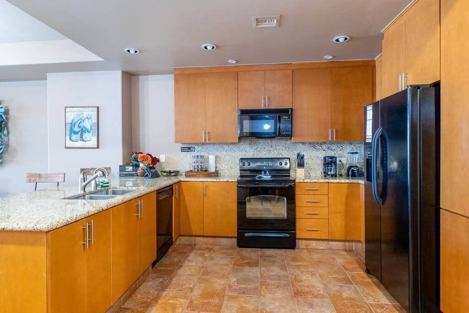 Kitchen (1)