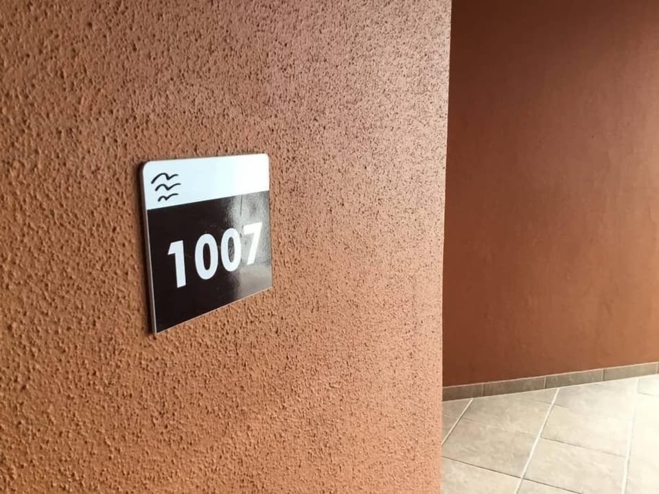 Welcome to Coronado 1007!