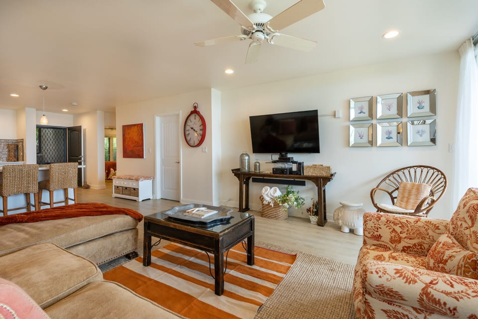 Poipu Makai E1 Living Area - Poipu Makai E1 Living Area