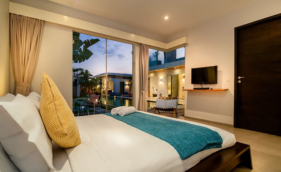 Spacious,Luxury 4Bedroom Villa,Seminyak"