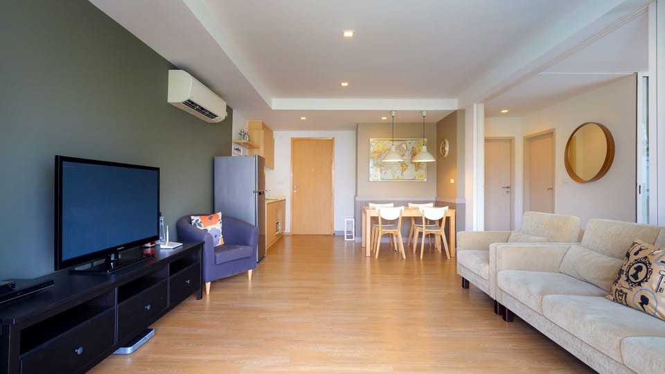 Baan SanKraam_2BR Apt, CCC-PoolView