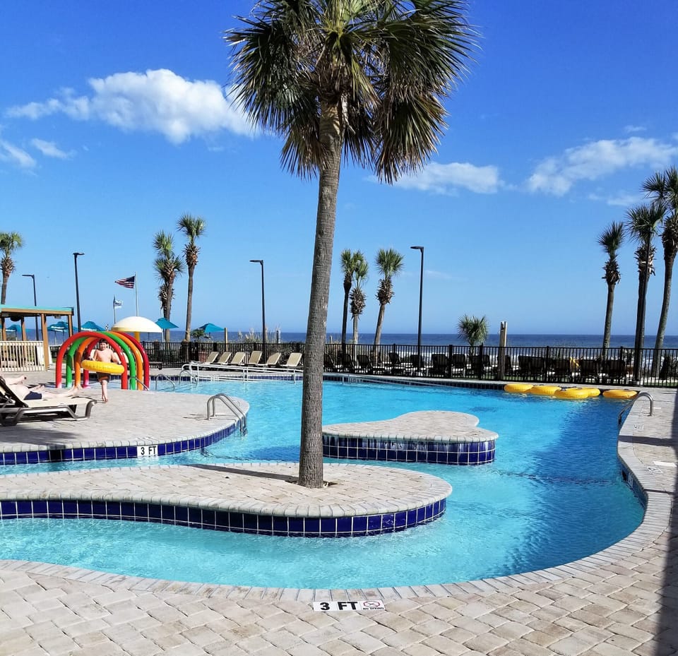 Lazy river