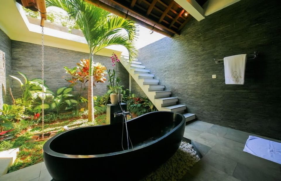 Balinese Style Luxury 3 Bedroom Villa