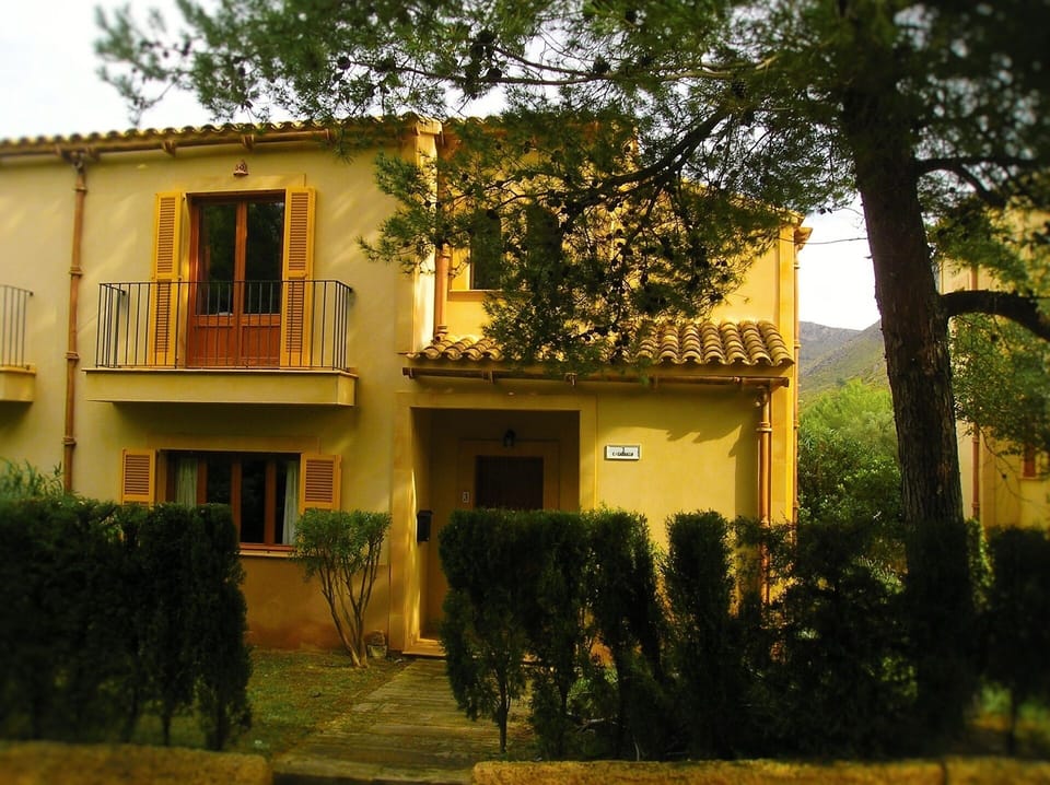 Front of house
