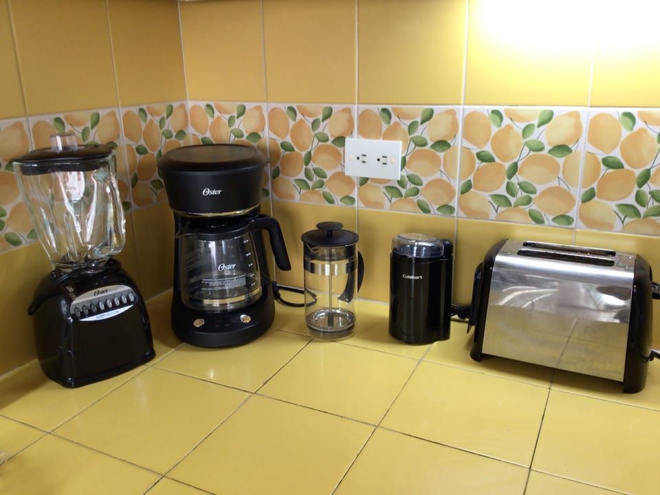 Coffee lovers, we got you covered! New coffee bean grinder!
