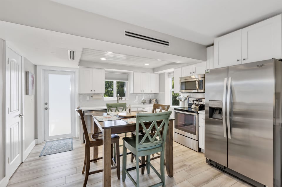 2nd Floor kitchen/dining