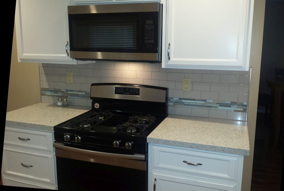 Gas Stove, Oven and Microwave