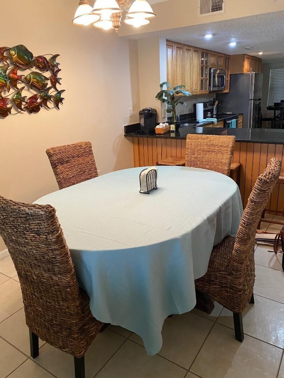 Large dining table
