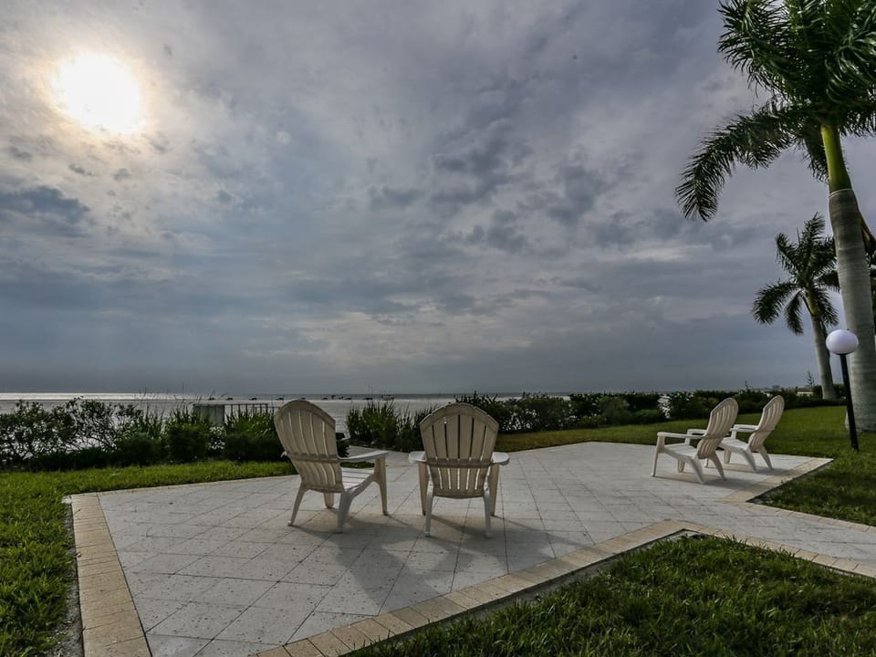 Sunset deck