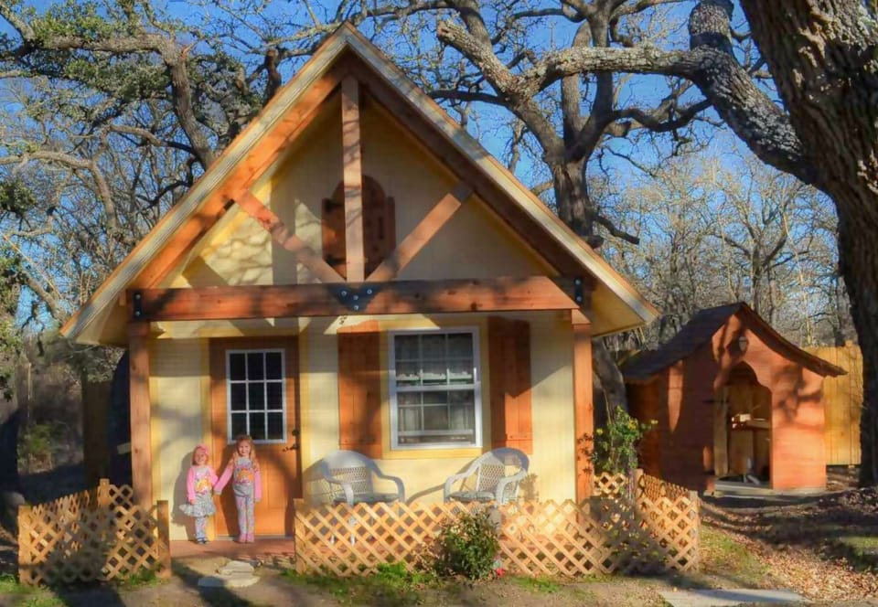 Rumpelstilzchen Cottage, exterior