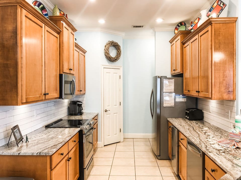 New granite countertops installed April 2020.