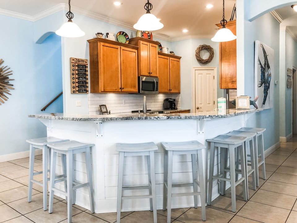 Bar seating for 7