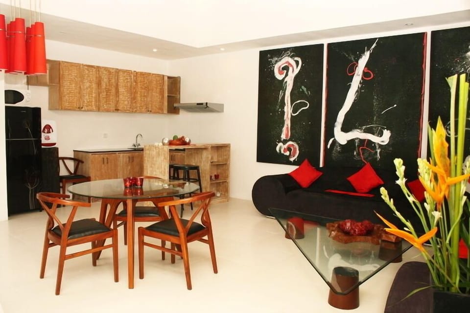 Modern Beachside 2 Bed Villa,Batu Belig"