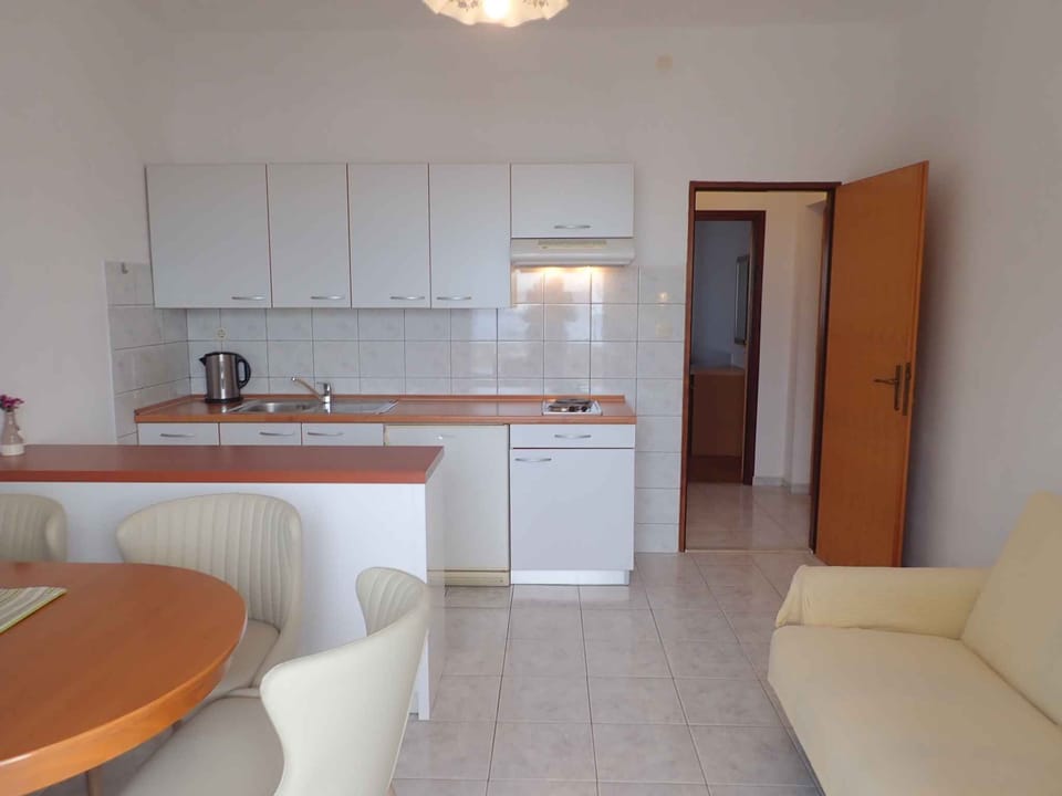 living/bedroom