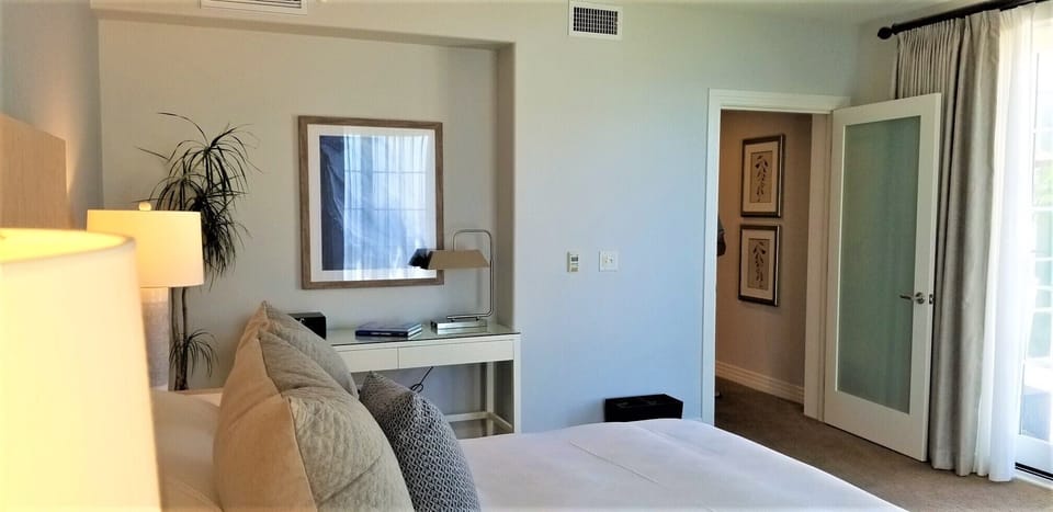 Newly Remodeled Master King Bedroom Suite with Ensuite Bathroom