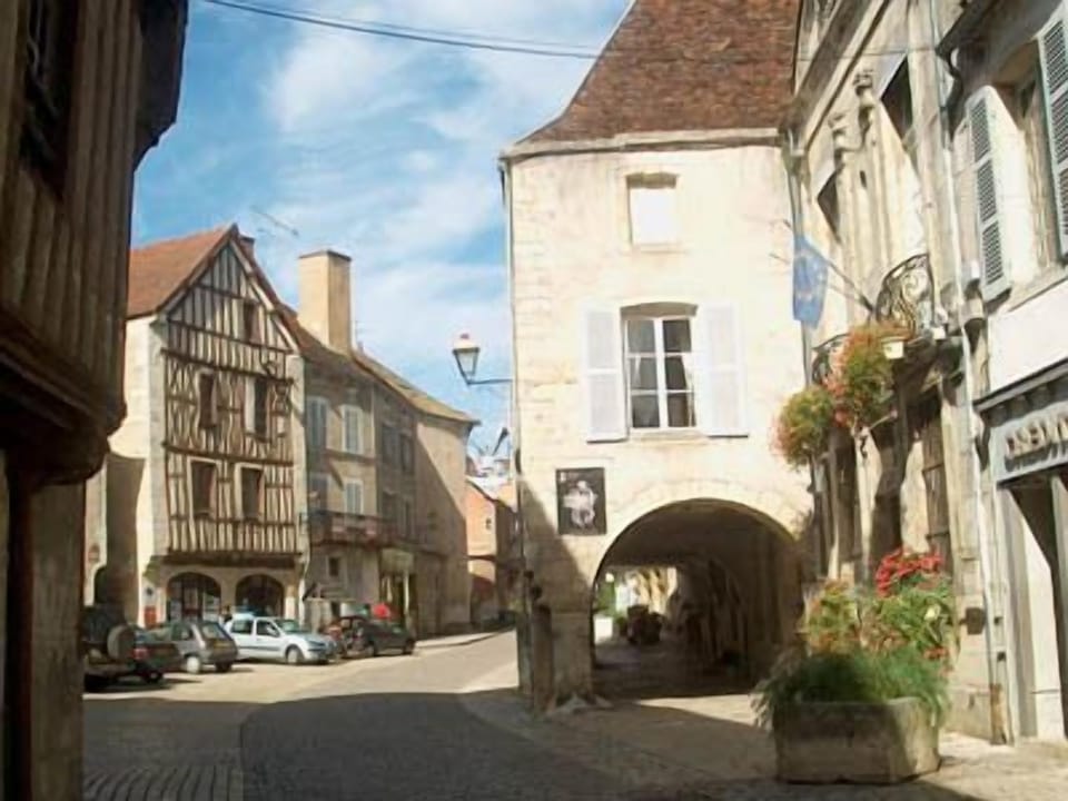 Noyers (medieval town)