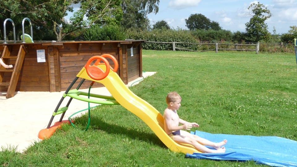 Parc de Lutin (2014) Fun on the water slide