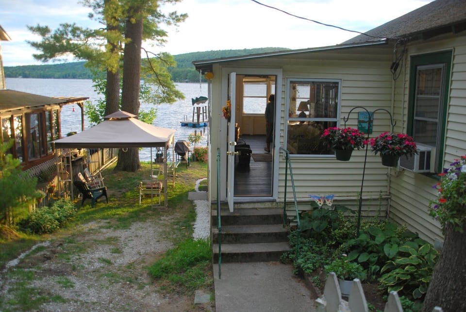 entrance into porch.