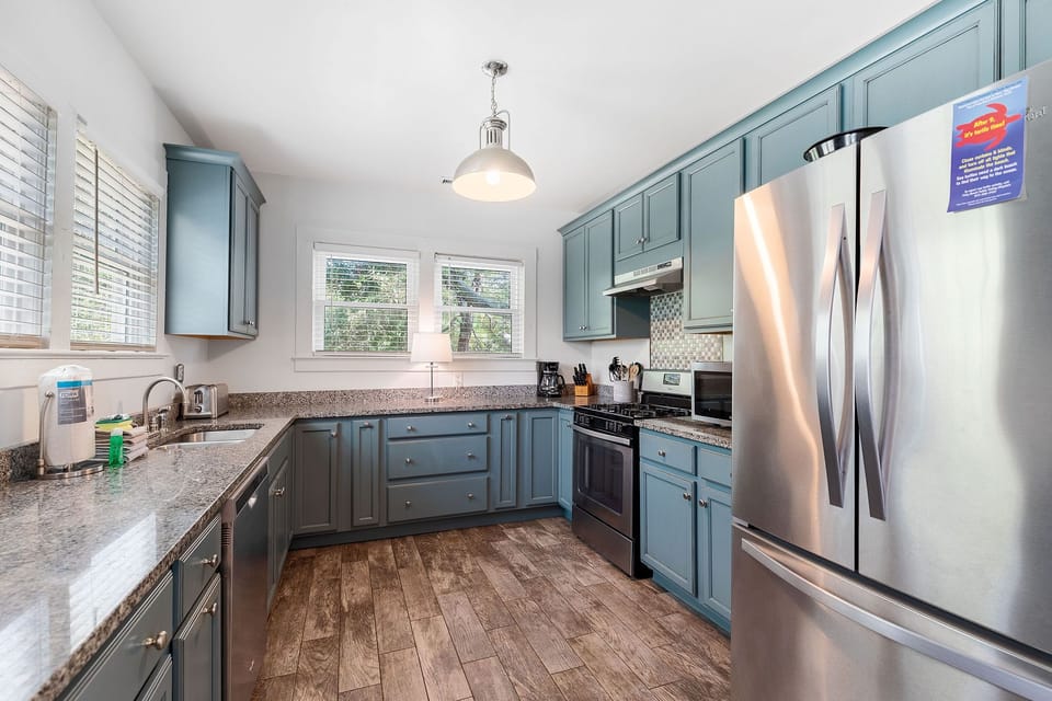 Fully equipped kitchen that has everything you need to cook for friends and family or entertain