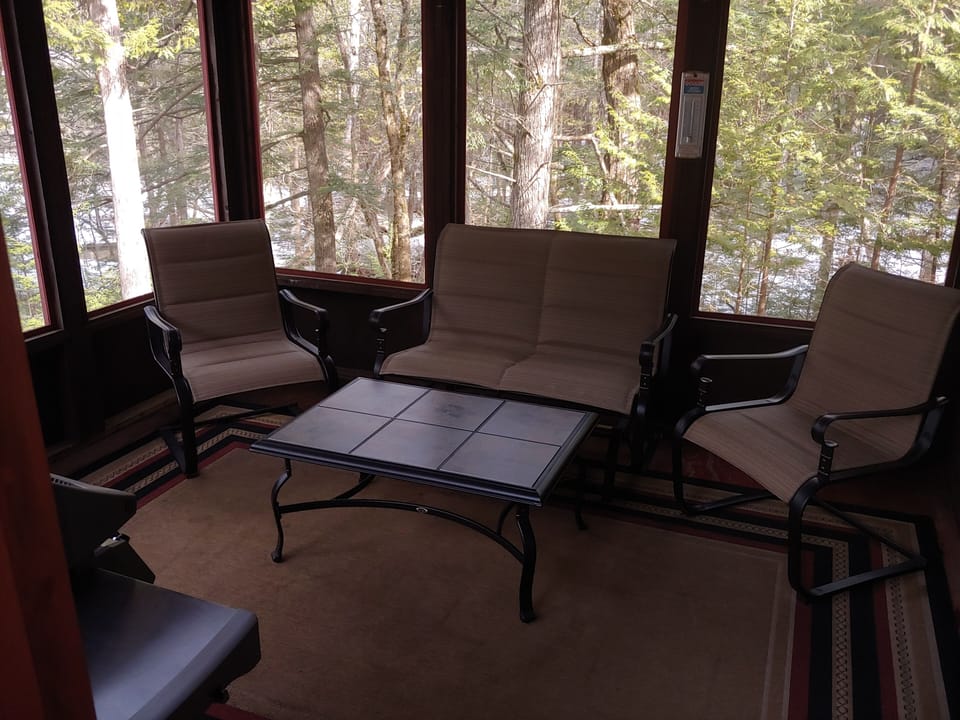 screen porch 
