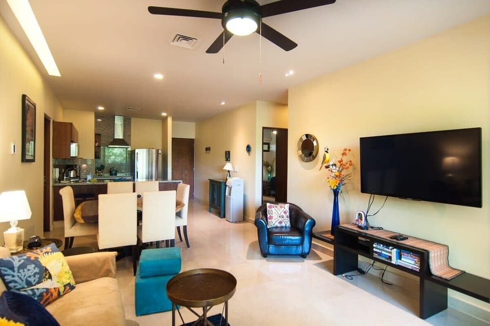 View of the main living space: living room, dining area, kitchen