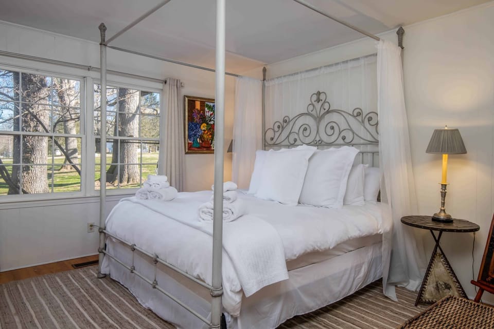Lily20Bedroom