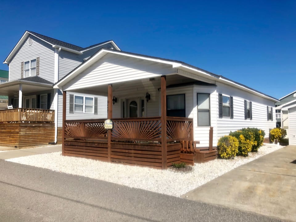 outside of house - shows covered porch