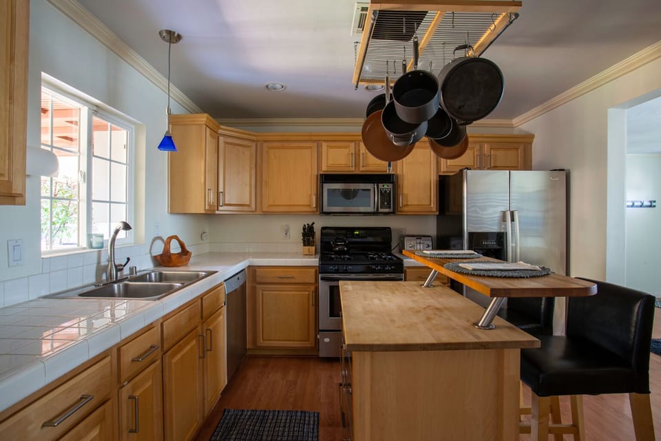 Fully equipped kitchen