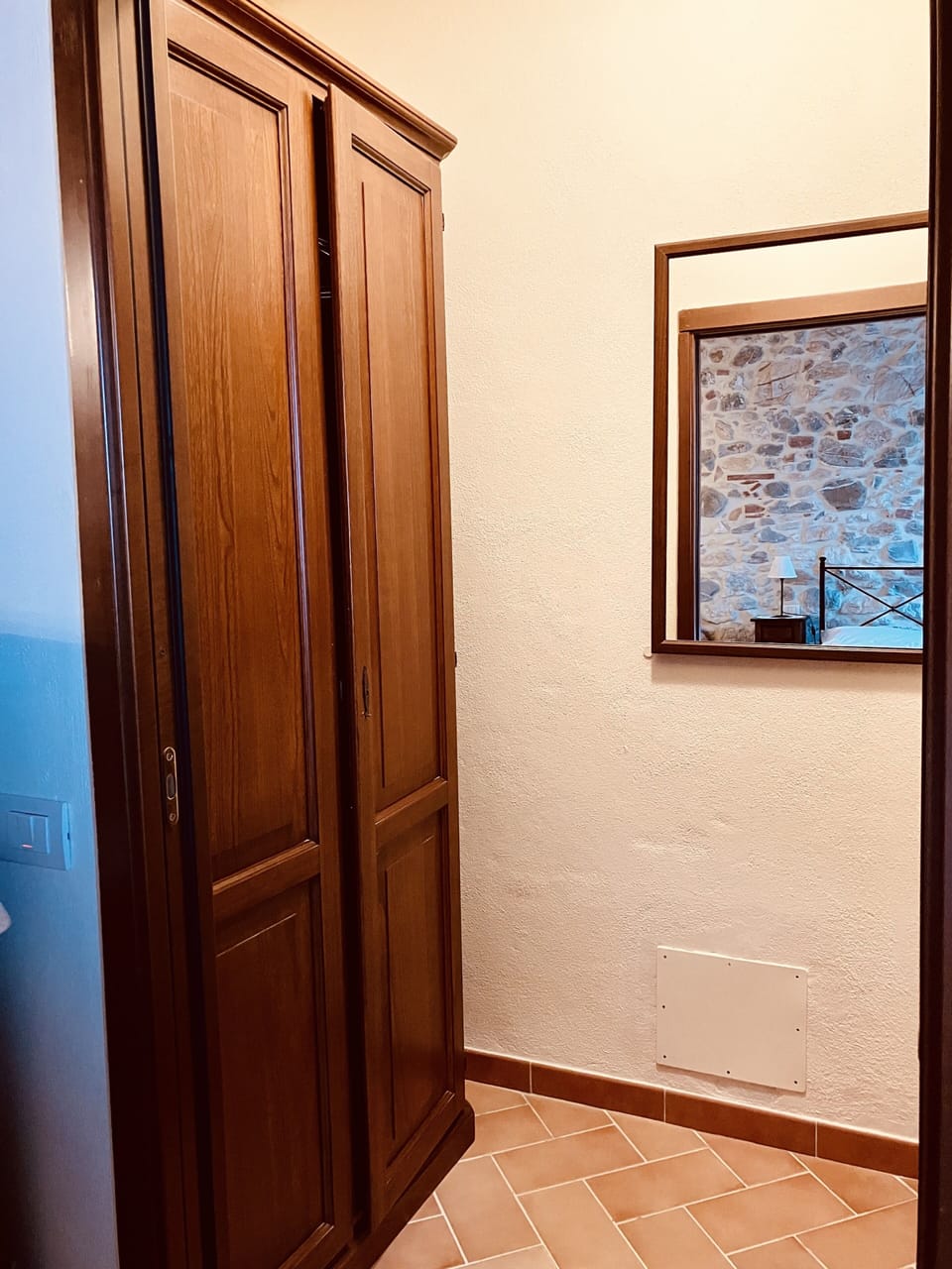 Wardrobe 