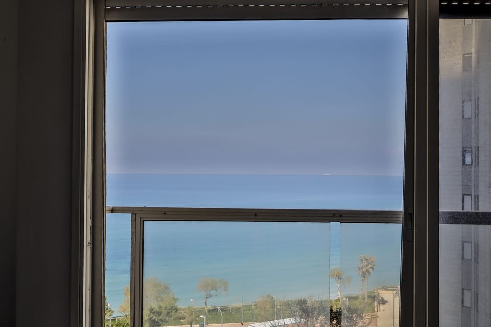 sea view
