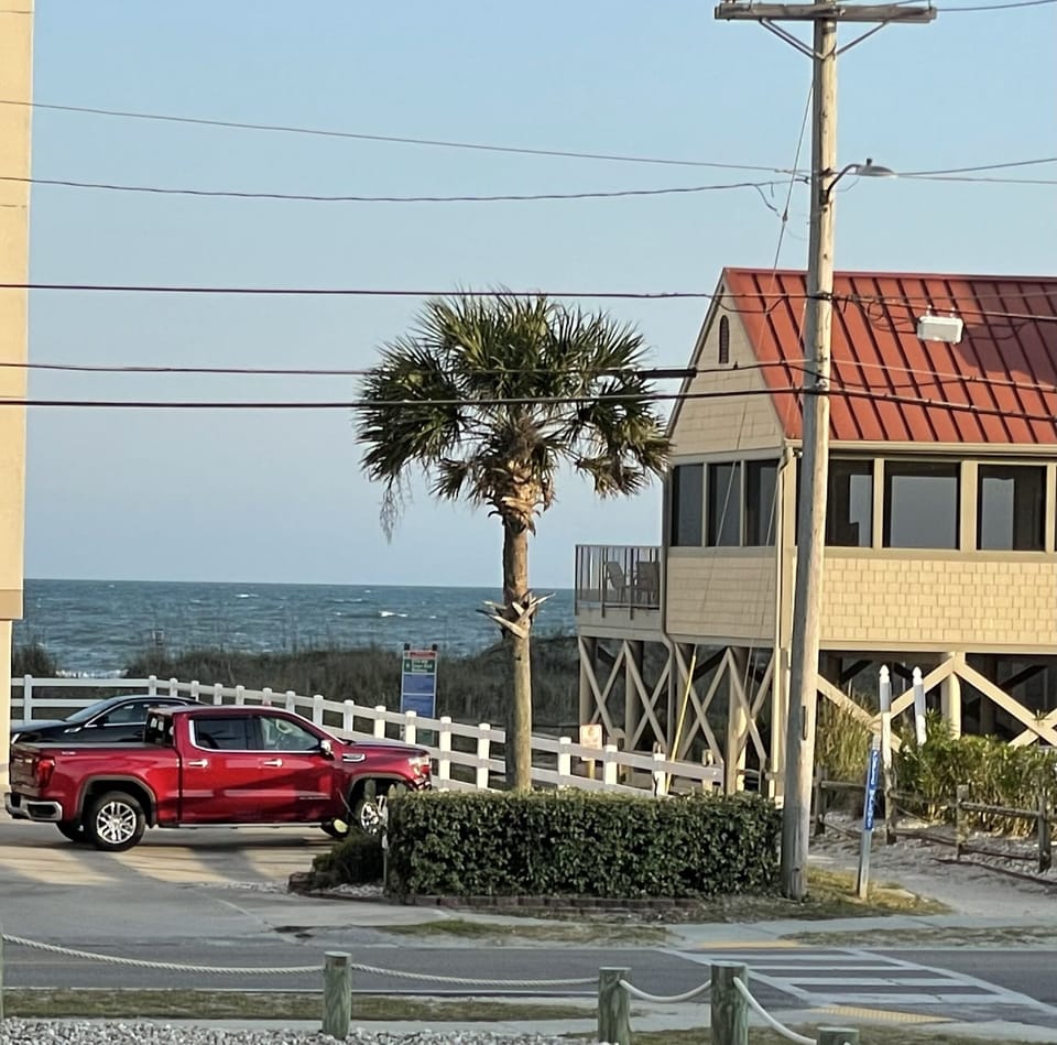 Ocean / beach steps away.