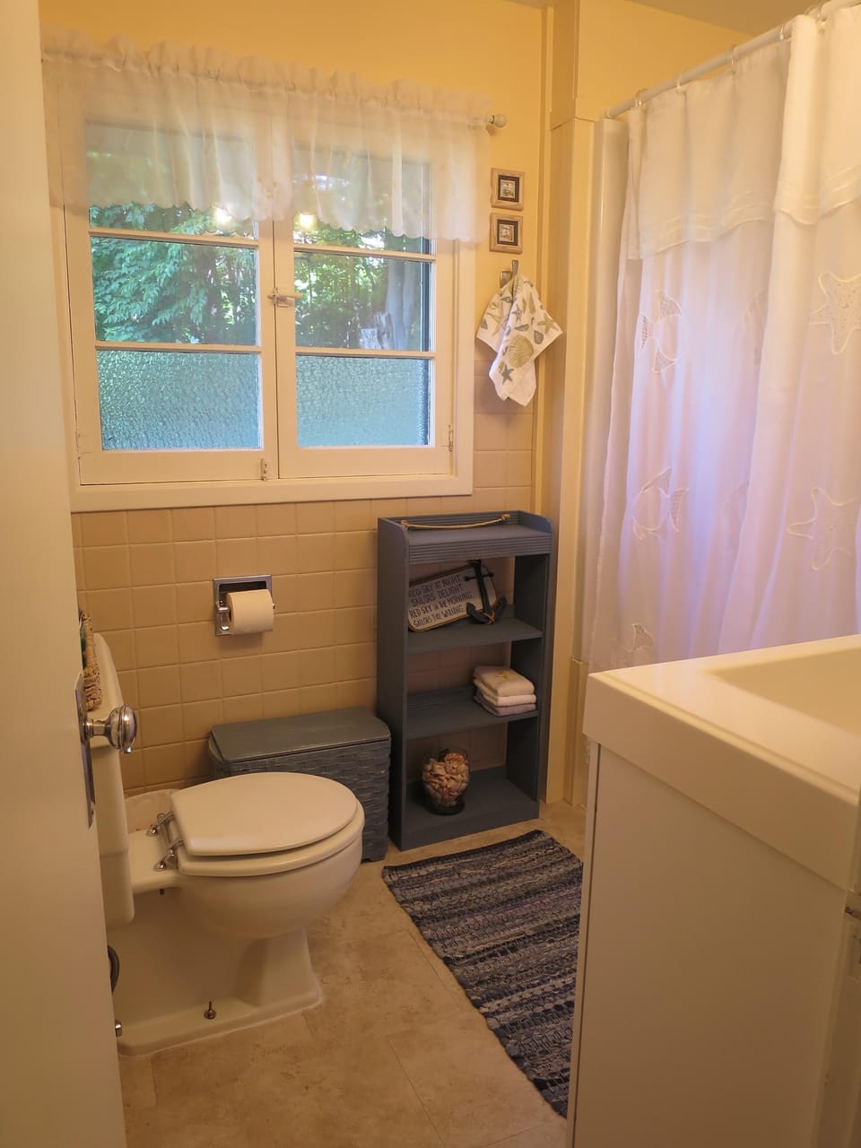 Full Bathroom on Main Level