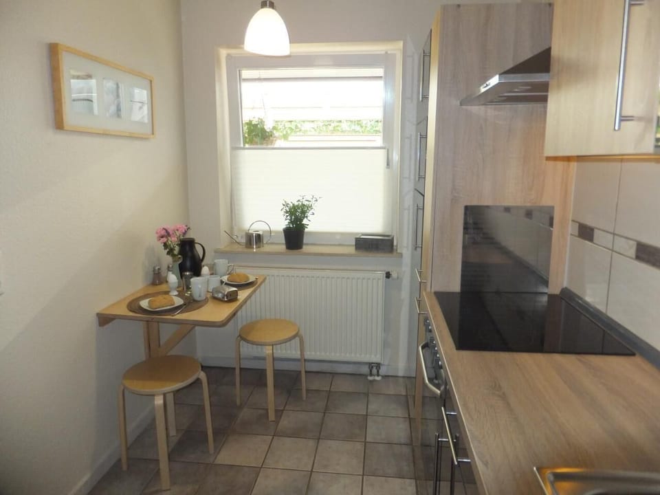 Kitchen area. Picture 10