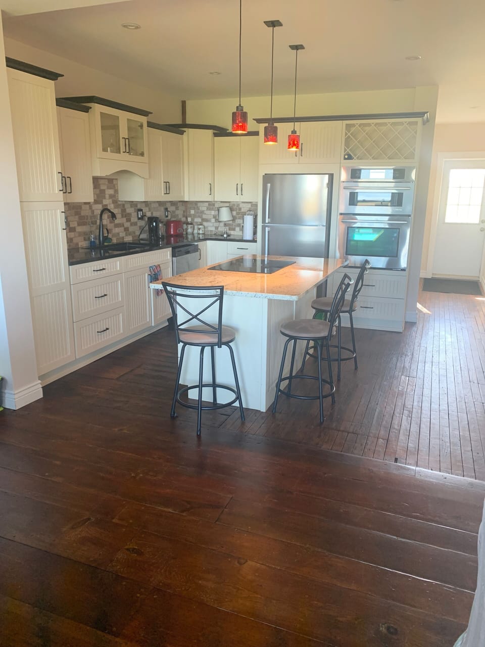 Main floor kitchen 