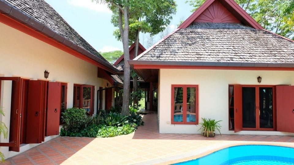 Looking back at the central walkway with the pool in view