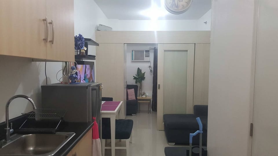 1Bedroom Fully Furnished Condo Unit  