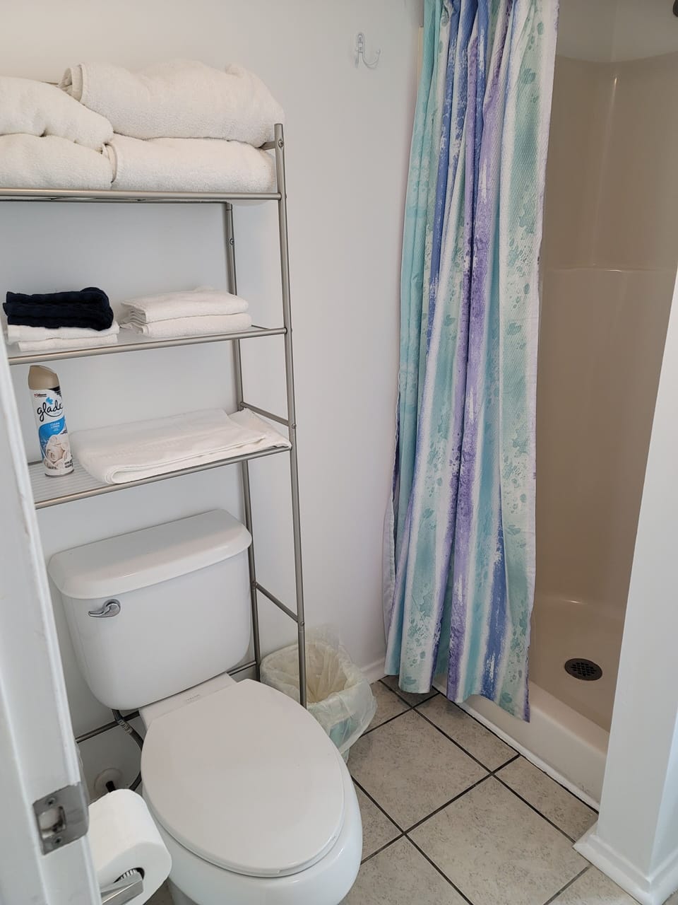 
Bathroom 1 Livingroom 