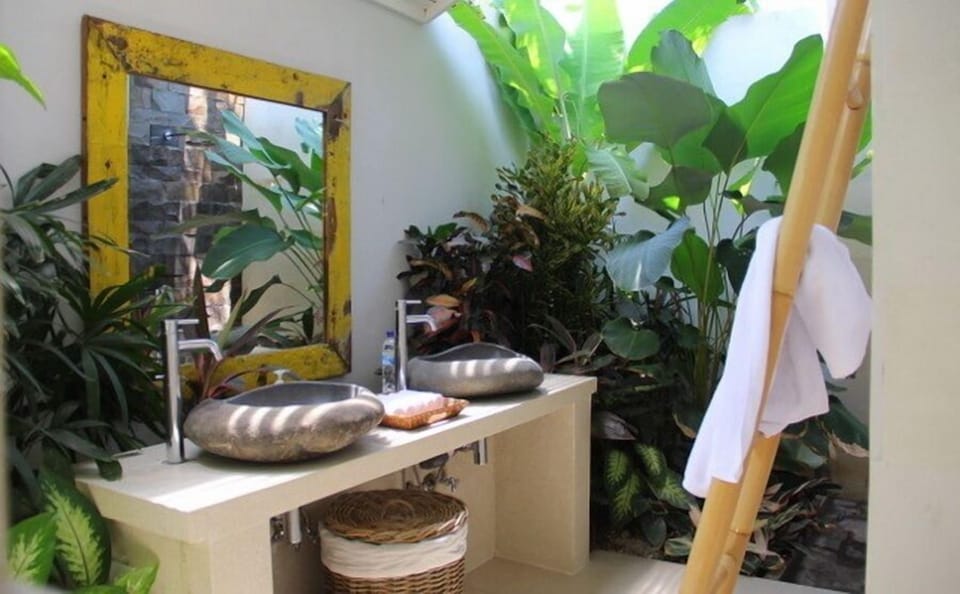 Maxceo, luxury 3 Bedroom Villa, Canggu