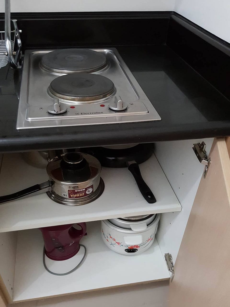 1 BEDROOM FULLY FURNISHED CONDO UNIT