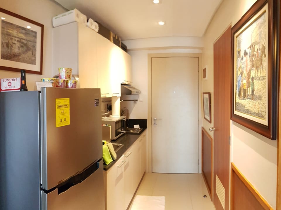 Stay Amare 1BR Blue Residences Katipunan