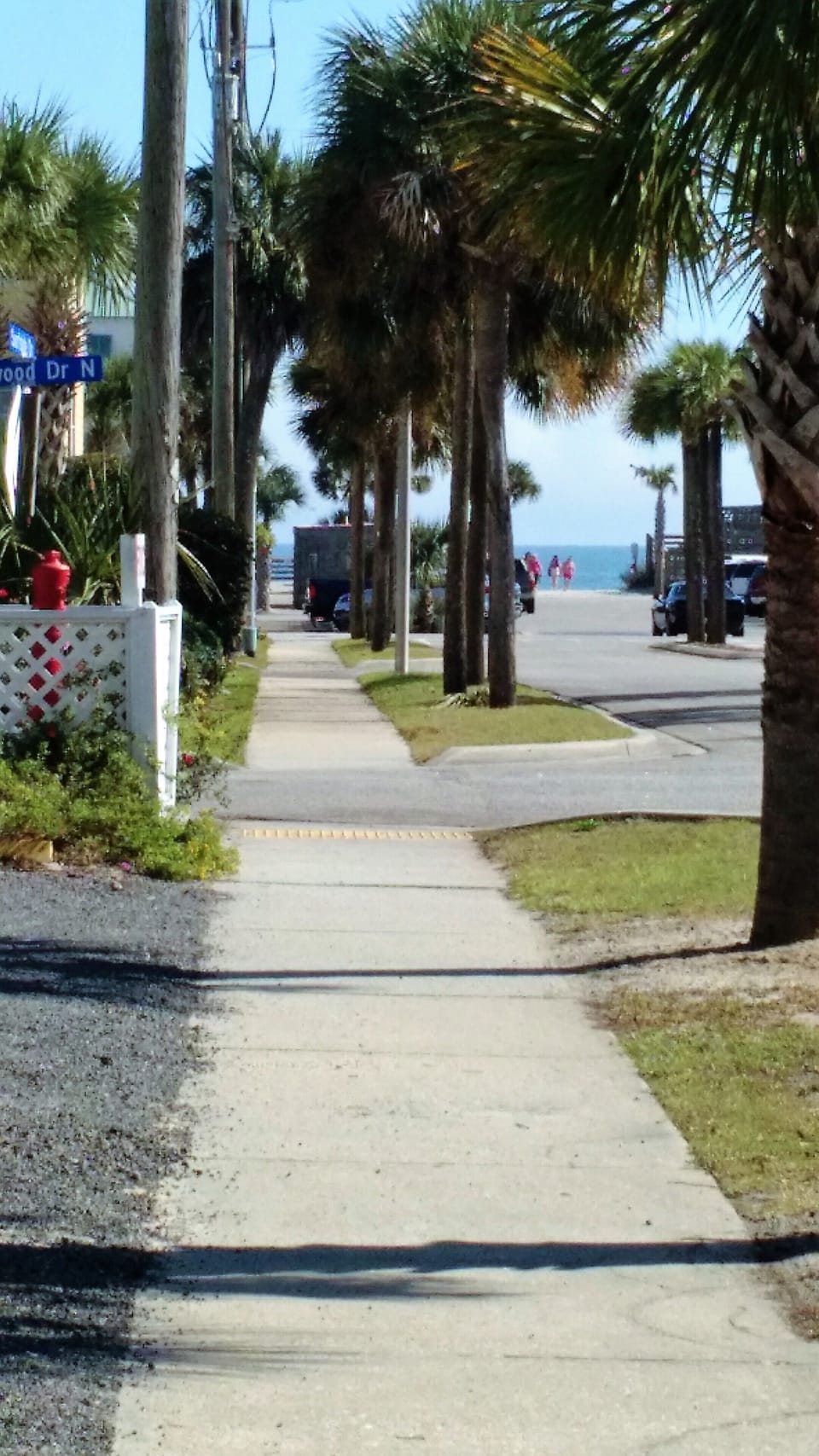 Short walk to the beach, restaurants and pier.  