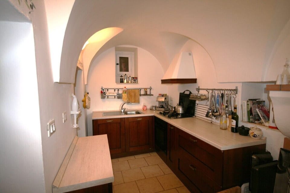 Kitchen 2