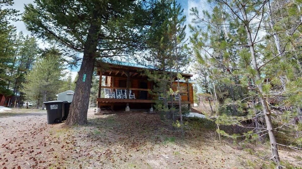 Little Timber Inn is nestled in the trees.
